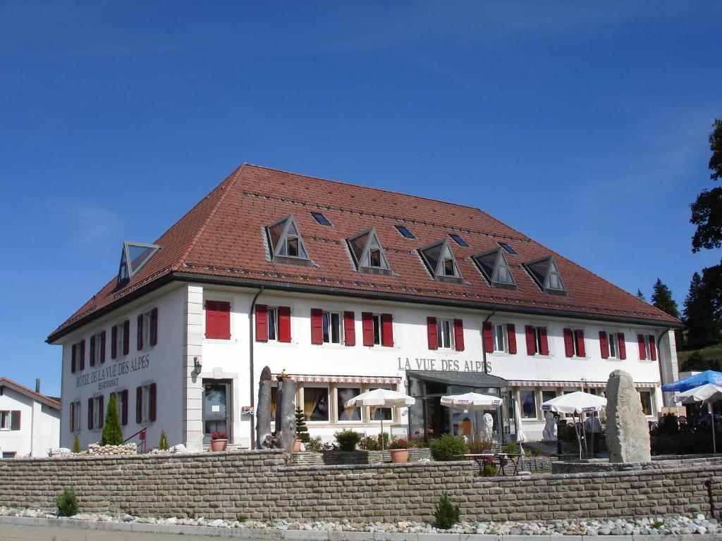 Hotel Restaurant Vue-Des-Alpes La Vue-des-Alpes Eksteriør bilde